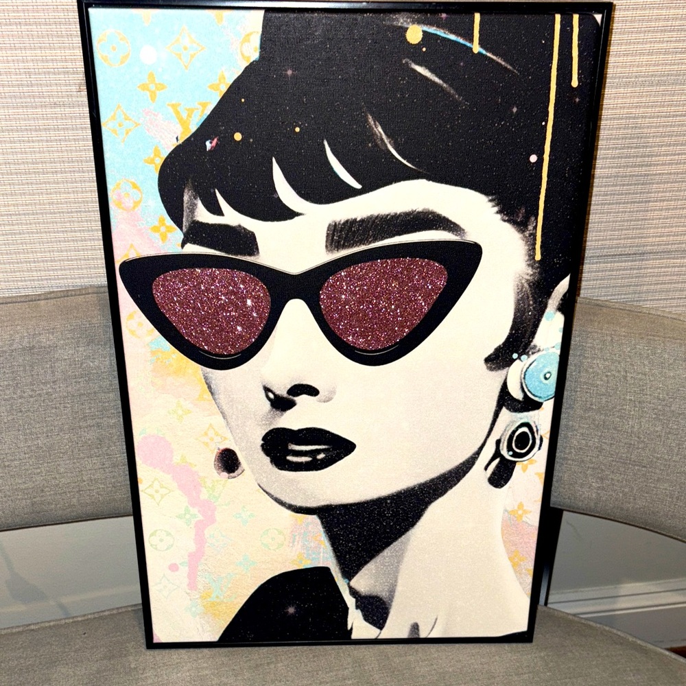 Adorable Audrey Hepburn and louis V Wall Art! Black Fame around canvas- 23 x 16 - Picture 1 of 17